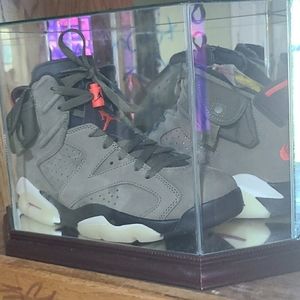 Travis scott jordan 6